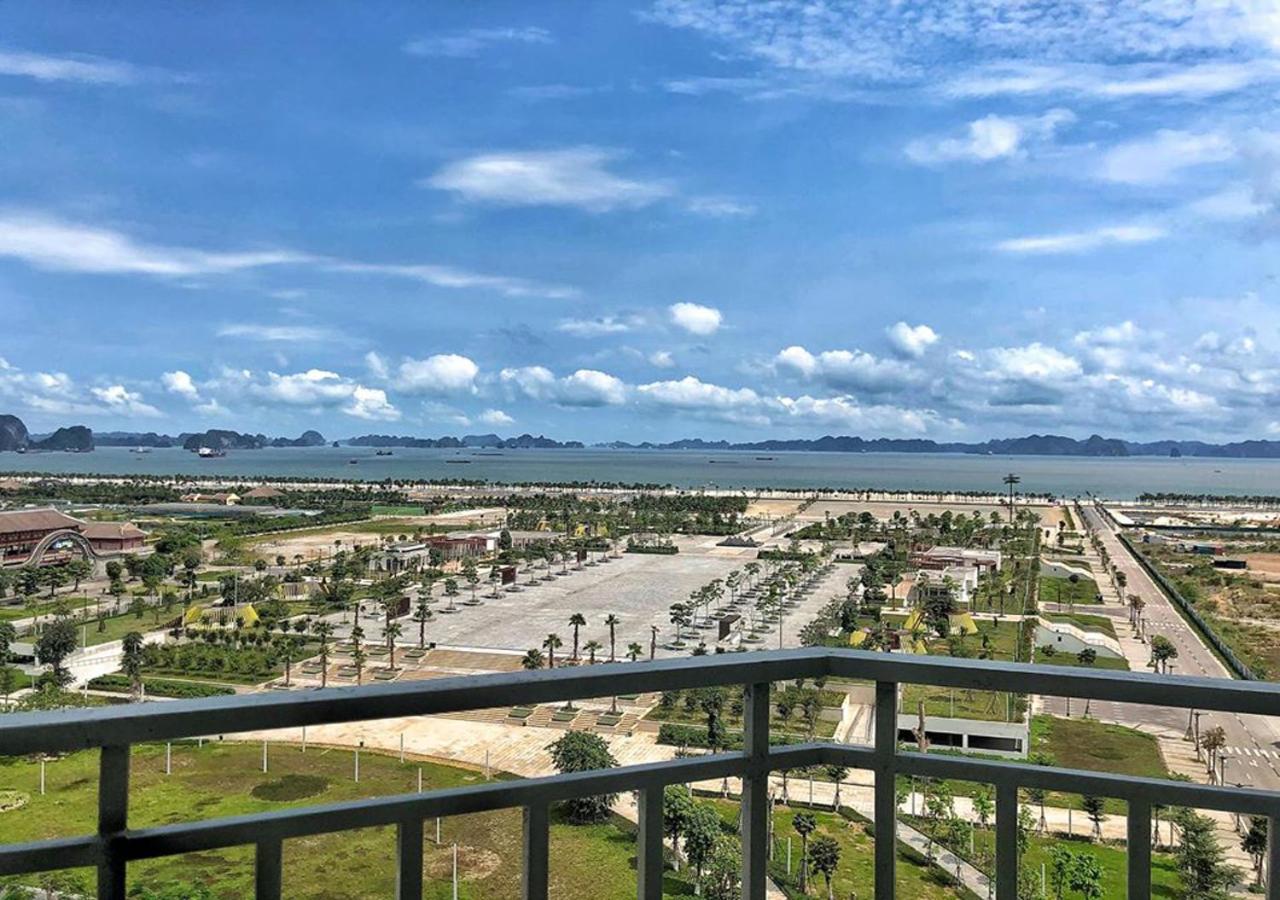 Novotel Ha Long Bay Hotel Exterior photo